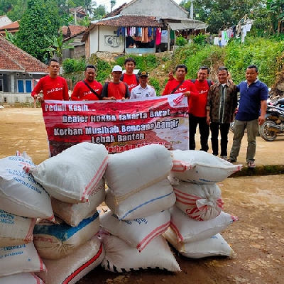 Dealer Honda Jakarta Barat ‘Patungan’ Donasi Lebak  