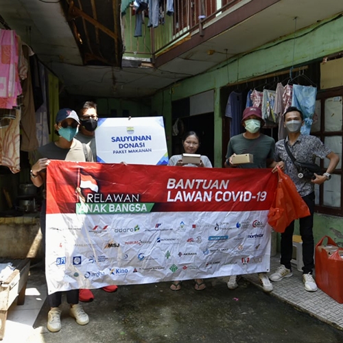 Relawan Anak Bangsa dan Yayasan Wahana Artha 'Gairahkan' UMKM Kuliner Lewat Program Tebar Makanan