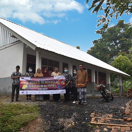 Meski Offroad, YWA Semangat Beri Donasi