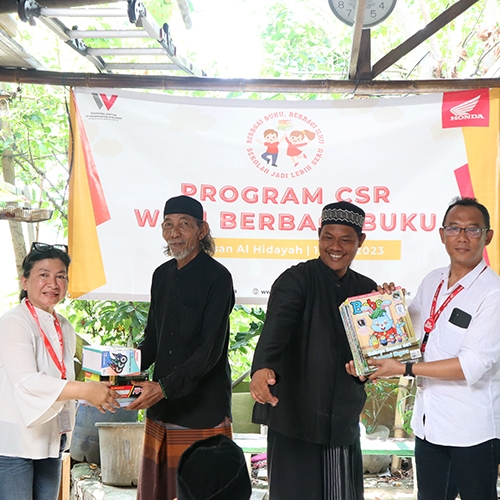 Berbagi Buku Berbagi Ilmu, PT Wahanaartha Ritelindo Ajak Anak-Anak  Semangat Membaca