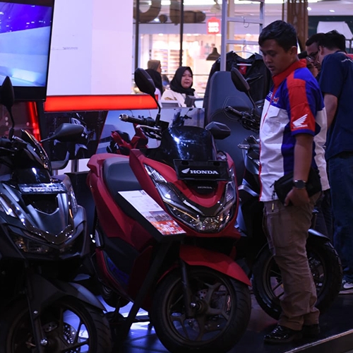 Konsumen Cibubur, Kenalan dengan 3 Skutik Premium Honda