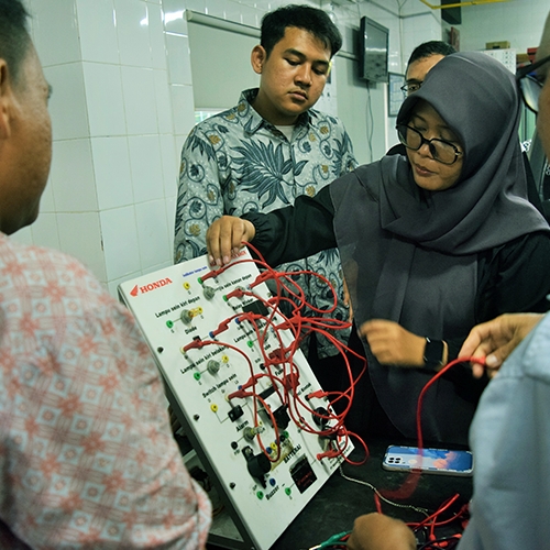 Pastikan Mutu Pendidikan Vokasi, AHM-Wahana Makmur Sejati Gelar Sertifikasi Puluhan Guru SMK di Jakarta-Tangerang