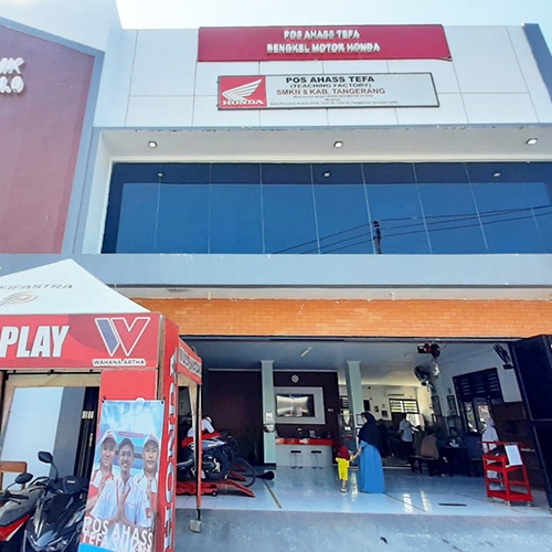 Wujud Nyata Sinergi Vokasi: Teaching Factory di SMK Binaan Honda Hadirkan Pos AHASS TEFA SMKN 8 Kabupaten Tangerang